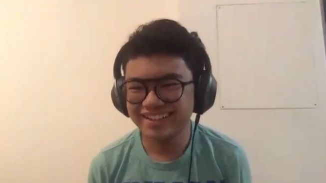 EKSKLUSIF:  Joey Alexander Bicara soal Album Terbarunya Warna (Part 1)