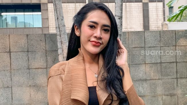 Kerja Agensi Model, Polisi Ringkus Bos Mucikari Vernita Syabilla di Bekasi