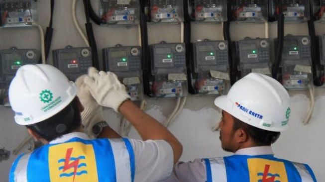 Tragis! 75 Tahun Desa di Kabupaten Serang Tak Pernah Menikmati Listrik PLN