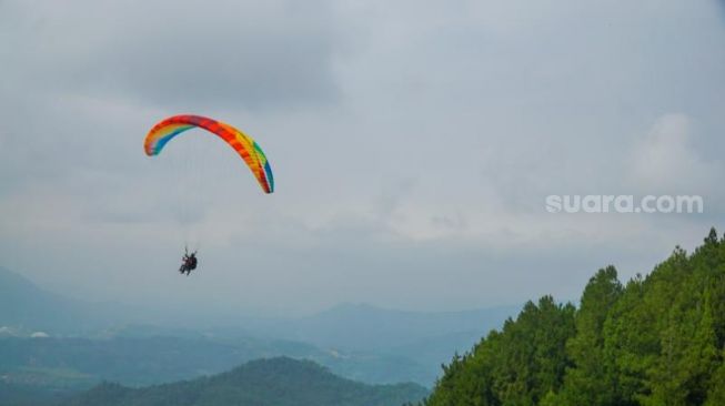 Keren! SMA di Solok Selatan Jadikan Paralayang hingga Gantole Ekstrakurikuler