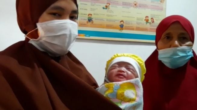 Polisi Buru Pelaku Pembuang Bayi Perempuan di Palmerah