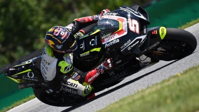 Pebalap Esponsorama Racing Ducati Johann Zarco mencatatkan waktu tercepat di sesi kualifikasi MotoGP Republik Ceko, Sabtu (8/8/2020). [AFP]