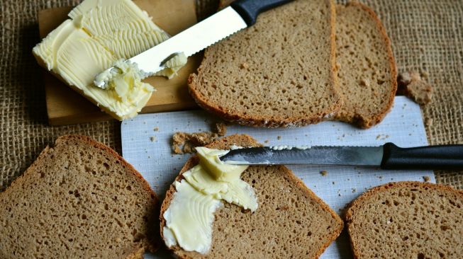 Jangan Terlalu Banyak Makan Roti, Ini 5 Dampaknya pada Tubuh!