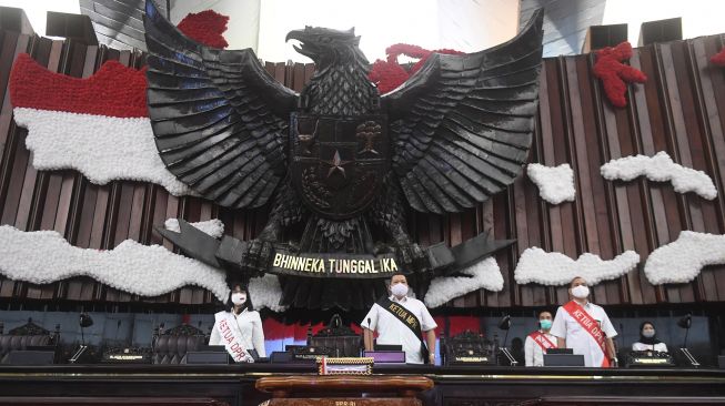 Suasana gladi sidang tahunan MPR dan pidato kenegaraan presiden di Kompleks Parlemen, Senayan, Jakarta, Rabu (12/8/2020).  [ANTARA FOTO/Akbar Nugroho Gumay]