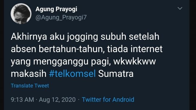 Telkomsel jadi trending. [Twitter]