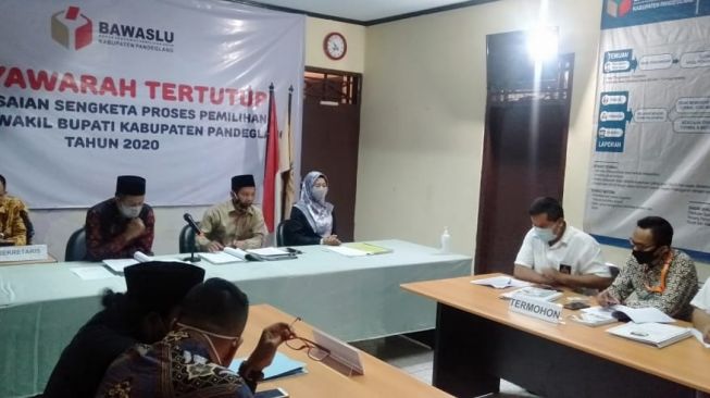 Gugatan Sengketa Pilkada Ditolak Bawaslu, Vokalis Jamrud Tempuh Jalur Hukum