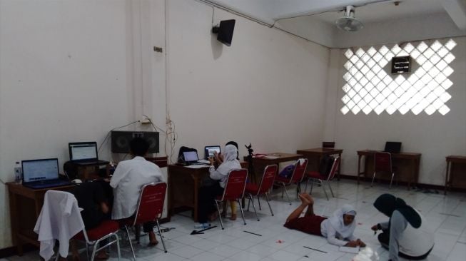 Masjid Sediakan Laptop dan Internet Gratis untuk Bantu Siswa Sekolah Daring