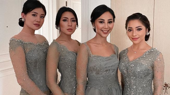 Nikita Willy Jadi Bridesmaid di Pernikahan Vannya Istarinda dan Arya Bakrie