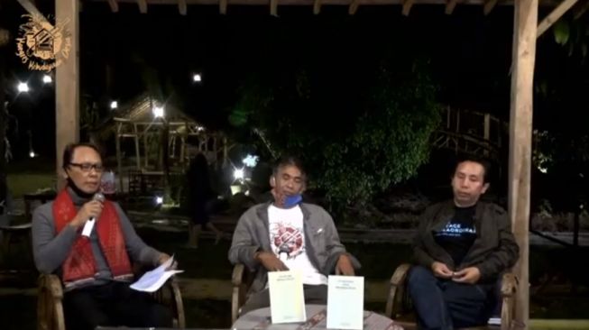 Jelang  Deklarasi Tatanan Baru Indonesia dari Desa, KKD Bedah Buku 15 Jam