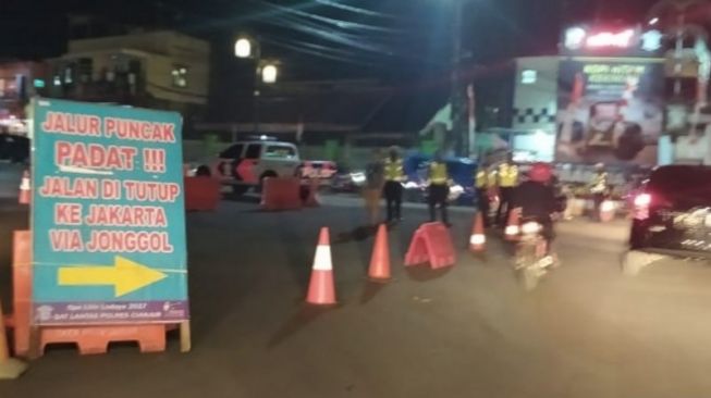 Jalur Puncak Ditutup saat Malam Perayaan Tahun Baru