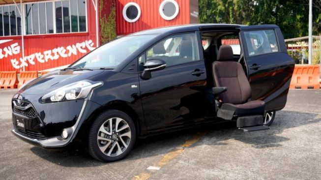 Nyaman dan Fitur Melimpah, Harga Toyota Sienta Bekas Malah Terjun Bebas