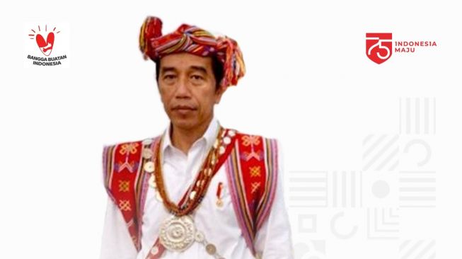 Jokowi dan Ma'ruf Amin Keren Pakai Busana Adat Saat Upacara HUT RI