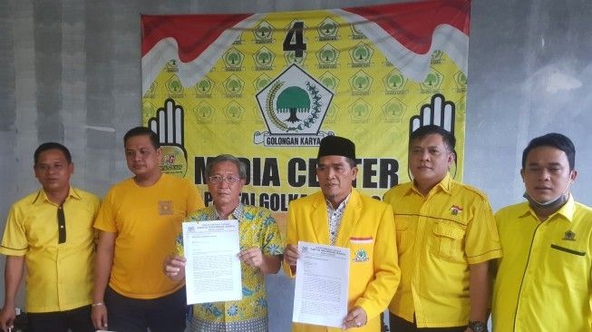 Membelot di Pilkada Kota Cilegon, Dua Petinggi Golkar Dipecat