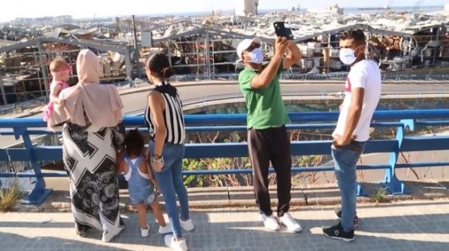 Lokasi Bekas Ledakan Beirut Jadi Spot Foto Selfie Wisatawan