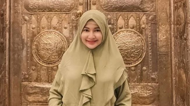 Winny Putri Lubis Ngamuk Dibilang Pelakor, Ini Klarifikasinya