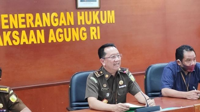 Peras Kepala Sekolah, Oknum Pejabat Kejari Indragiri Hulu Dapat Rp650 Juta