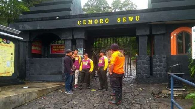 Buat Para Pendaki, Jalur ke Lawu Lewat Cemoro Sewu Magetan Ditutup Gegara Cuaca Ekstrem