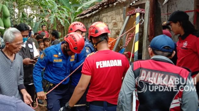 Terdengar Teriakan Minta Tolong, Warga Sukabumi Temukan Pria Tewas di Sumur