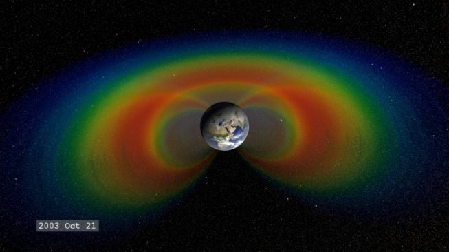 Aurora Borealis: Partikel Angin Matahari Tak Bergerak dalam Jumlah Sama