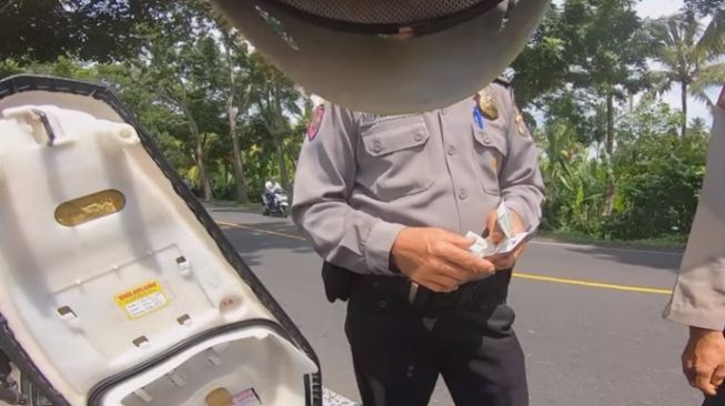 Viral Video Oknum Polisi Tilang Turis di Bali Rp 1 Juta, Panen Cibiran