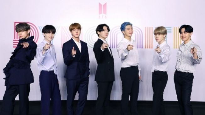 BTS Puncaki Billboard Hot 100, Presiden Moon Jae In Ucapkan Selamat