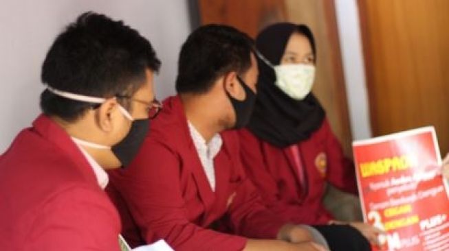 Bersama Masyarakat, Mahasiswa UMM Cegah Demam Berdarah Dengue (DBD)