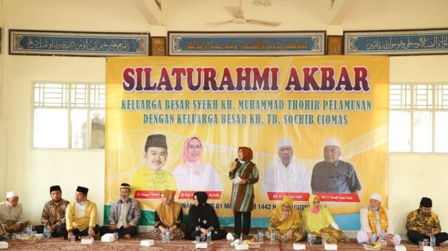Dapat Penghargaan dari Menteri Agama, Ratu Tatu Blak-blakan soal... 