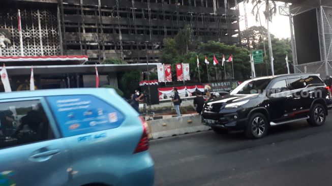 Lokasi Kebakaran Gedung Kejagung Jadi Tempat Berfoto, Jalan Sudah Dibuka