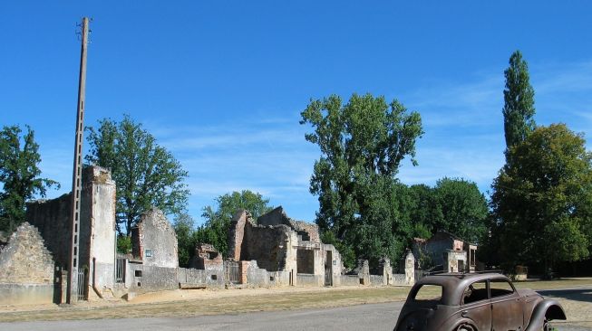 Desa Oradour-sur-Glane. (Pixabay/MrsBrown)