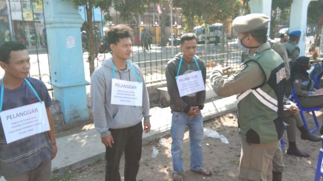 Diminta Baca Pancasila Karena Tak Taat Protokol, "Raja Jalanan" Malah Gagap