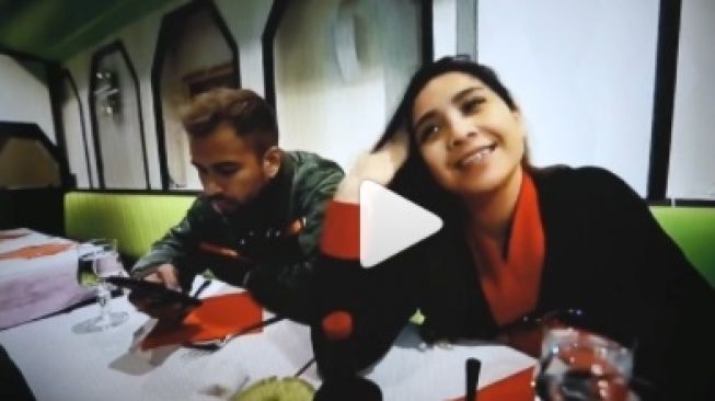 Viral Video Sarkas Sindir Raffi Ahmad - Nagita Sehari Makan di 3 Negara