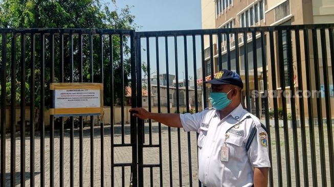 Rumah Tidak Layak, 10 Warga Jalani Isolasi Mandiri di GOR Tambora