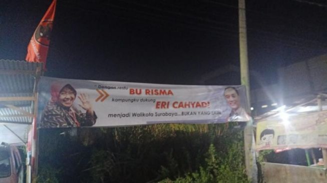 Jelang Rekom PDIP untuk Cawali Surabaya, Spanduk Risma-Eri Bertebaran