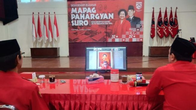 Puan Dituding Tunjukan Amplop Kosong, Sekjen PDIP: Saya Nggak Tahu