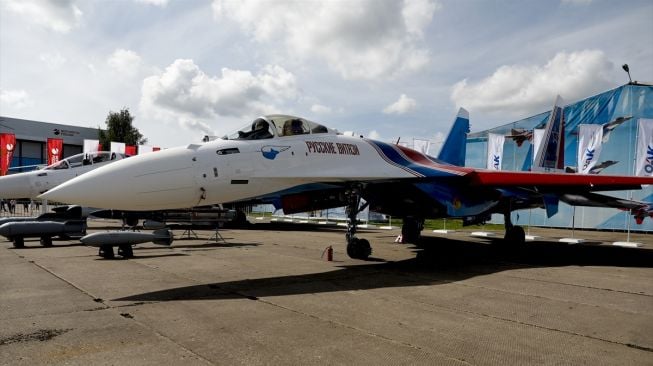  Jet tempur Rusia SU-35 di pameran militer di Rusia. (Anadolu Agency/Sefa Karacan)