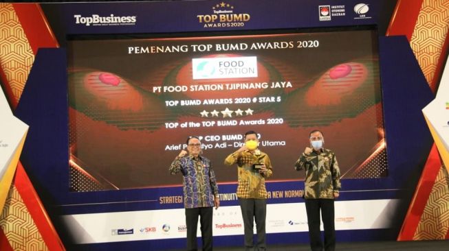 Food Station Tjipinang Jaya Borong 4 Penghargaan TOP BUMD 2020