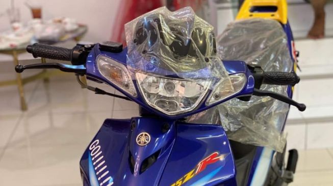Motor bebek tua Yamaha 125ZR yang laku mahal. (Facebook/Cng Nguyn)