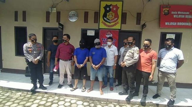 Sedang Berfoto Selfi, Doni Dianiaya Sekelompok Pemuda Mabuk