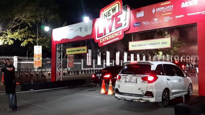 Konser Drive-In Pertama di Jakarta Digelar Malam Ini, Begini Suasananya