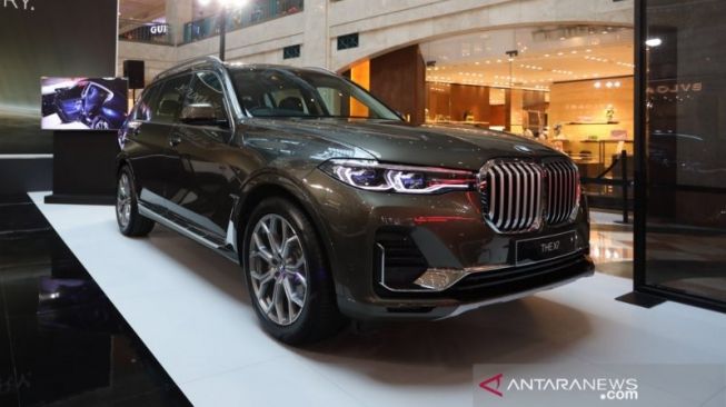 BMW X7 yang turut dipajang di BMW Exhibition Plaza Senayan [BMW Group Indonesia via ANTAR HO].