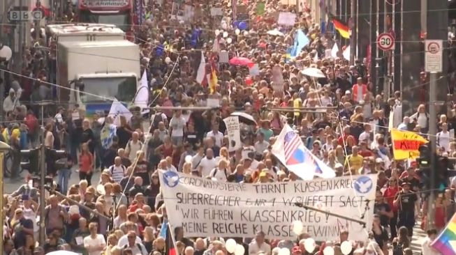 Tolak Pembatasan Covid-19, 38.000 Orang Gelar Protes Anti-Corona di Jerman