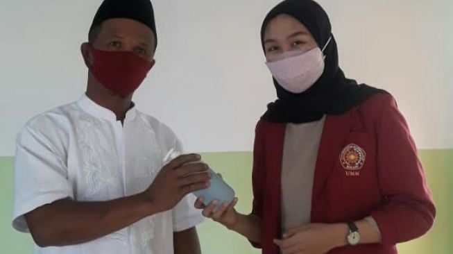 Mahasiswa PMM UMM Ajak Warga Mawas Diri Patuhi Protokol Kesehatan