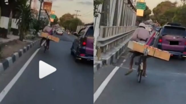 Perjuangan Penjual Tisu, Videonya Kayuh Sepeda Hanya Satu Kaki Viral