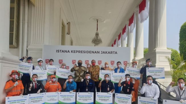 BPJamsostek Serahkan Data Calon Penerima BSU Gelombang Dua ke Kemnaker