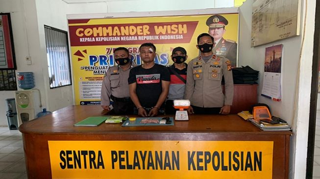 Apes! MD Jatuh Nabrak Truk Malah Diciduk Polisi, Ternyata Bawa Sekilo Sabu