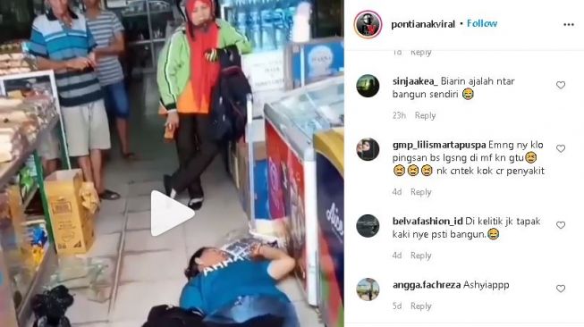 Unggahan video di Instagram memperlihatkan ibu-ibu pura-pura pingsan setelah ketahuan mencuri. (Instagram/@pontianakviral)