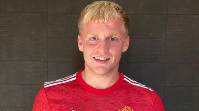 Resmi, Manchester United Boyong Donny van de Beek