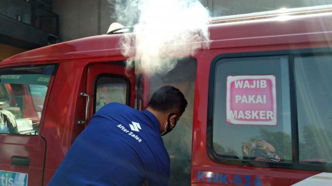 PT Suzuki Indomobil Sales (SIS) lakukan fogging atas angkota PT Koperasi Wahana Kalpika (KWK) [Dok PT SIS].