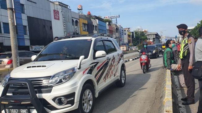 Kondisi Terkini Ruko Roboh di Cideng, Tembok Ambruk Tutup Sebagian Jalan