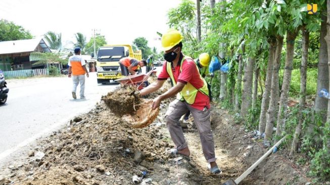 Program Padat Karya Tunai. (Dok : PUPR)